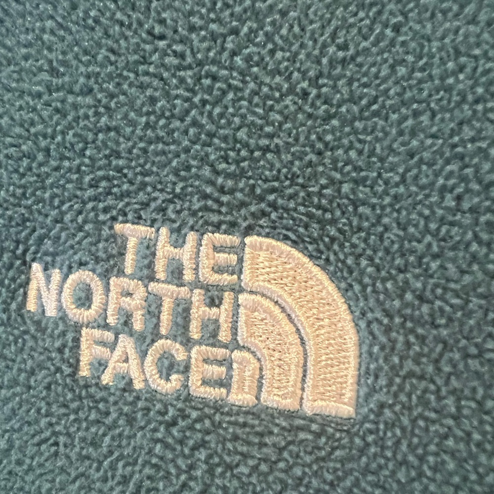 Men’s North Face Quarter Zip Fleece Pullover (Size Medium) - Picture 5 of 7